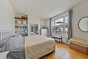 Bedroom- click for photo gallery
